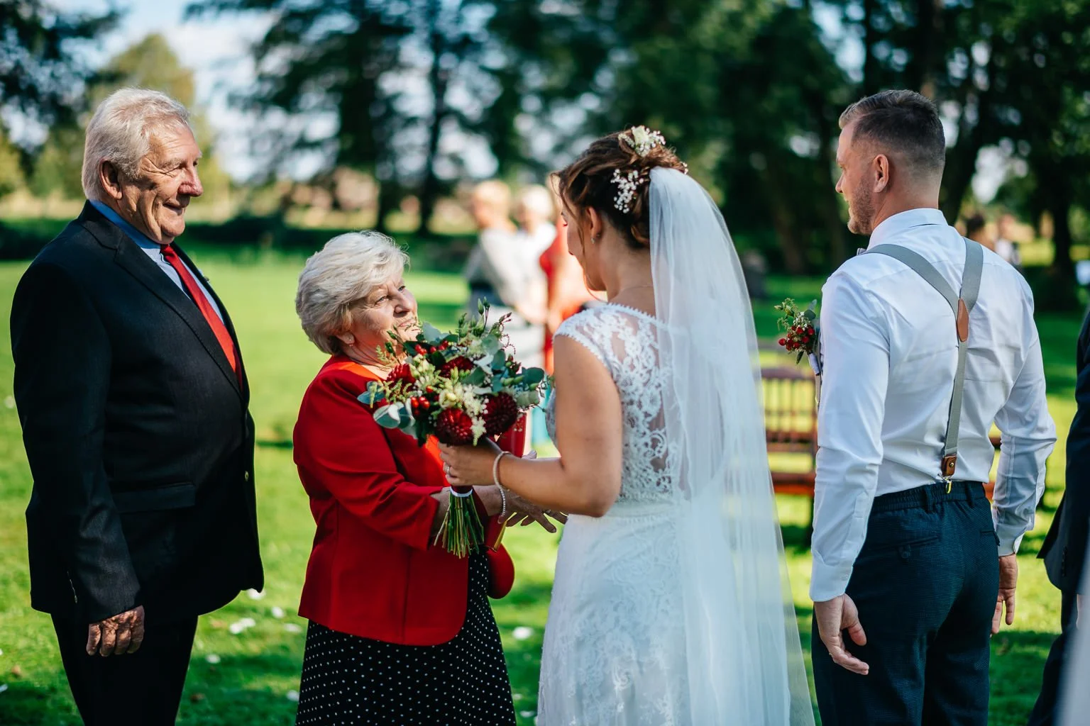 dvur-gigant-svatba-zaluzi-fotograf-wedding-patrikhacha-photographer-039.jpg