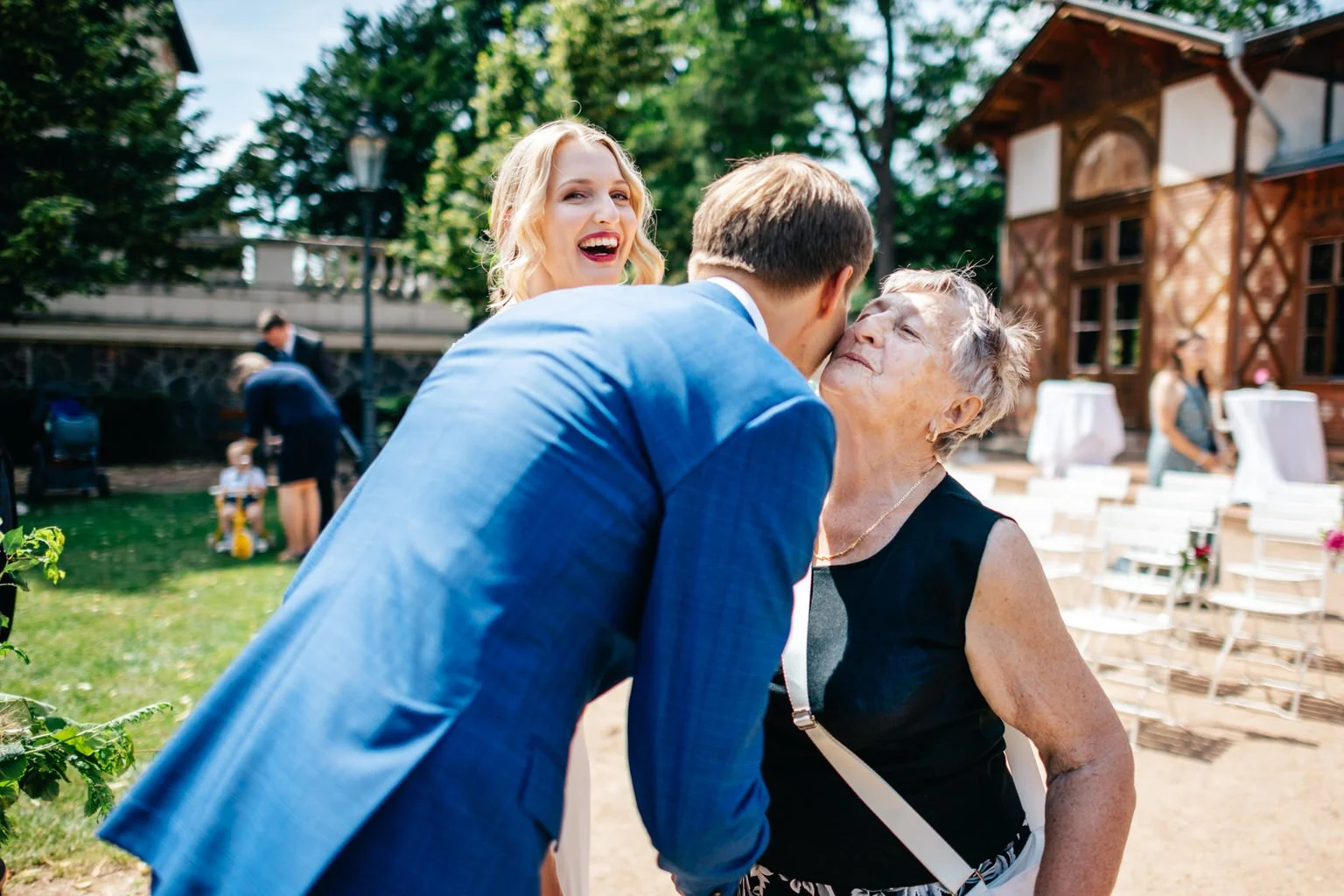 Grebovka-svatba-fotograf-wedding-havlickovy-sady-prague-photographer-summer-vibe-patrickhacha-cervenec-2023-23.jpg