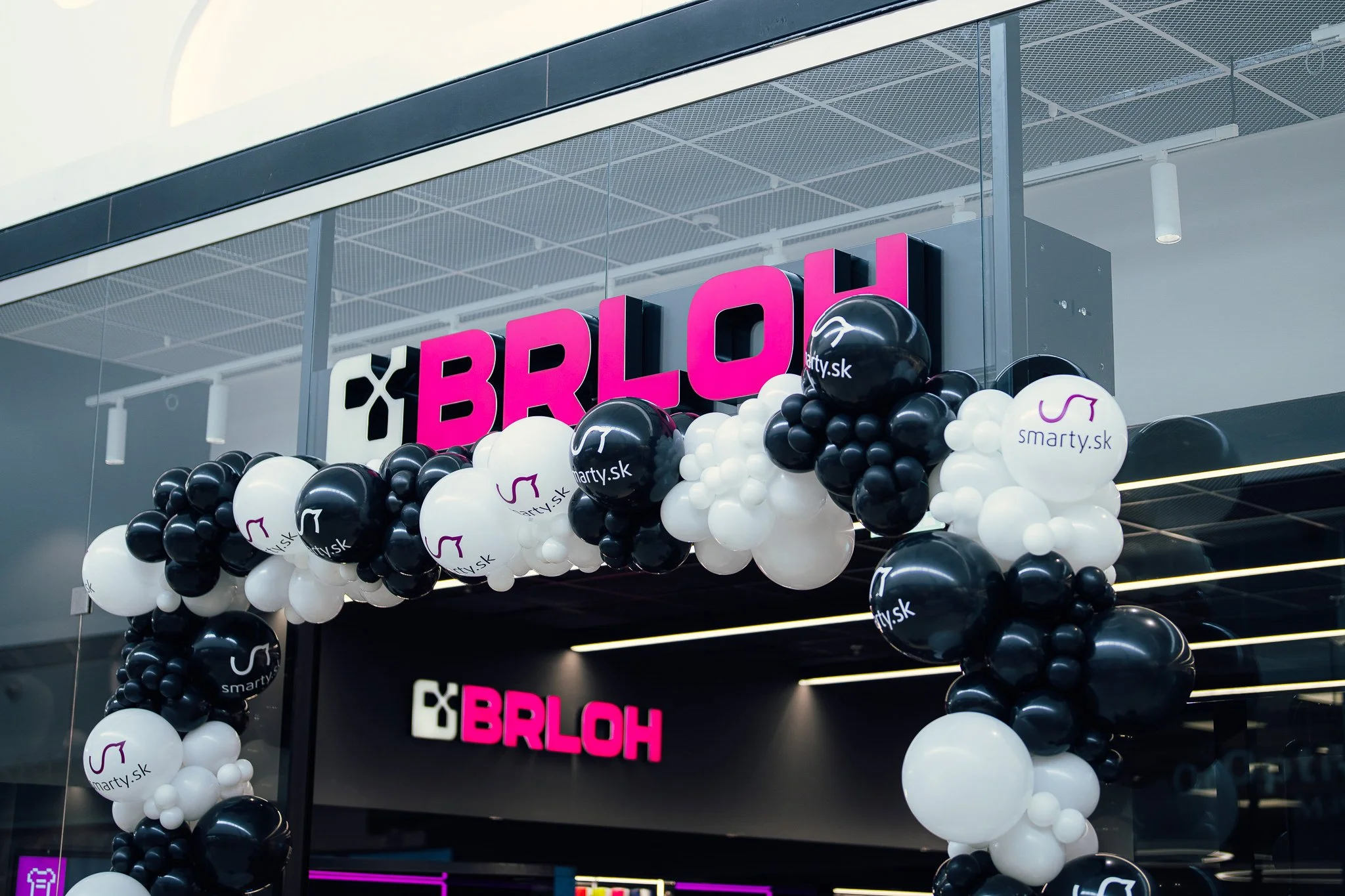 smarty-opening-klucizprahy-agrealus-ducklock-event-fotograf-Patrick-Hacha23.jpg