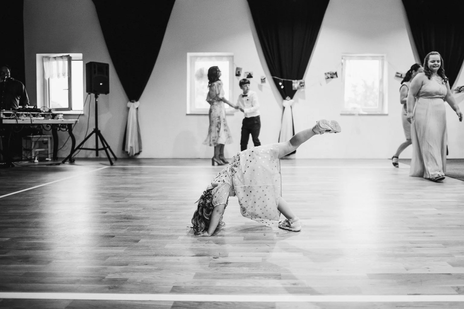 equitana-svatba-zahrobi-fotograf-wedding-patrikhacha-114.jpg