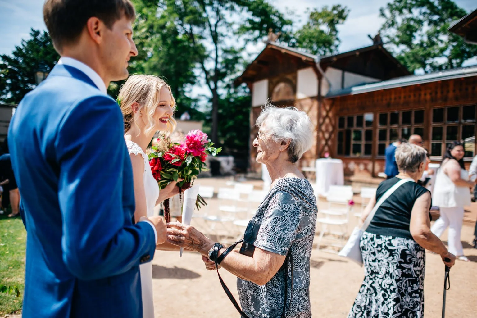 Grebovka-svatba-fotograf-wedding-havlickovy-sady-prague-photographer-summer-vibe-patrickhacha-cervenec-2023-24.jpg