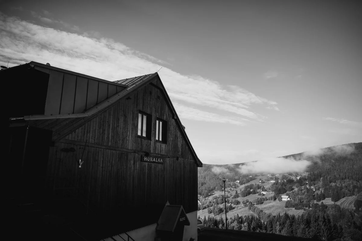 svatba-spindl-wedding-nahorach-hory-krkonose-spindleruvmlyn-horalka-priroda-hory-v-lese-001.jpg