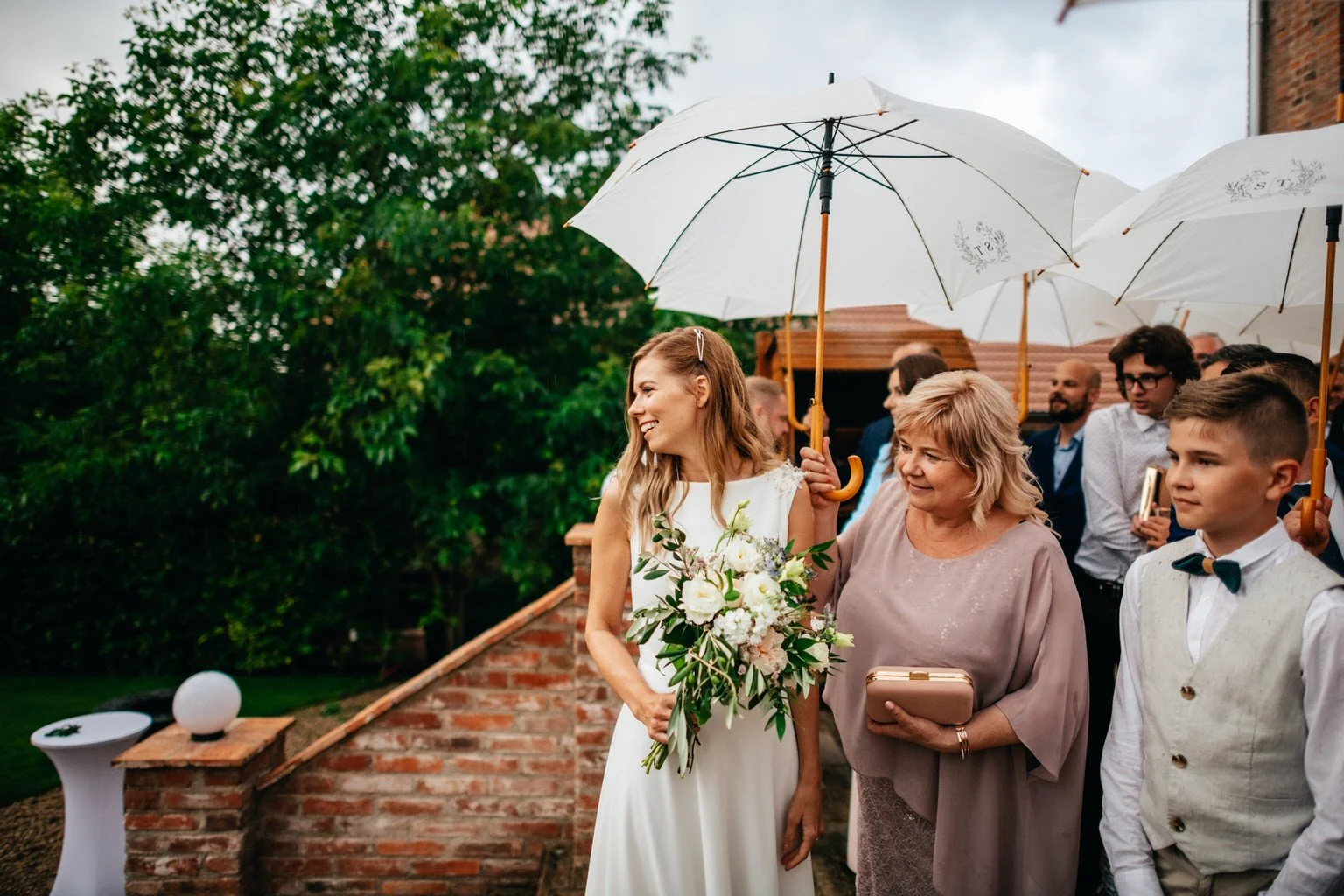 dvur-hoffmeister-svatba-fotograf-wedding-prague-photographer-summer-vibe-patrickhacha-srpen-2020-boho-75.jpg