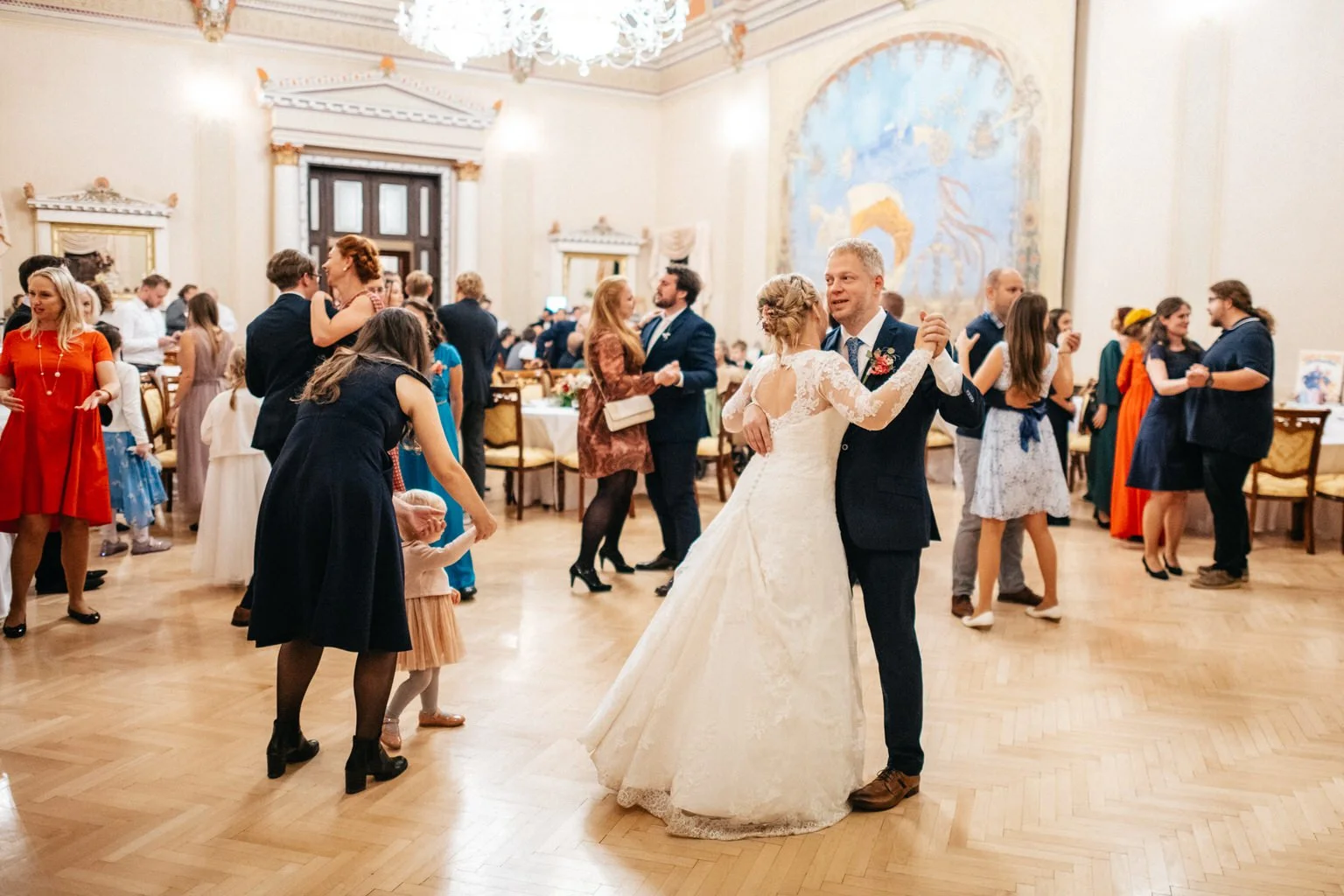 wedding-zamek-zbiroh-patrikhacha-svatba-na-zamku-fotograf-2022-nevesta-zenich.jpg107.jpg