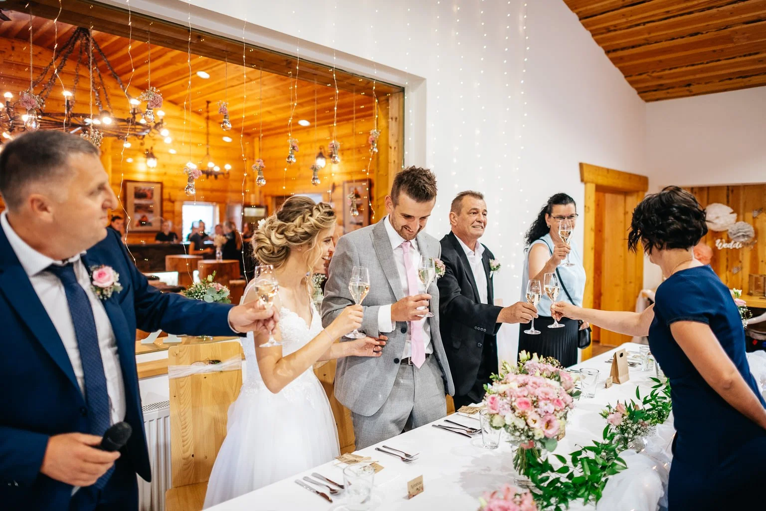 equitana-svatba-zahrobi-fotograf-wedding-patrikhacha-066.jpg