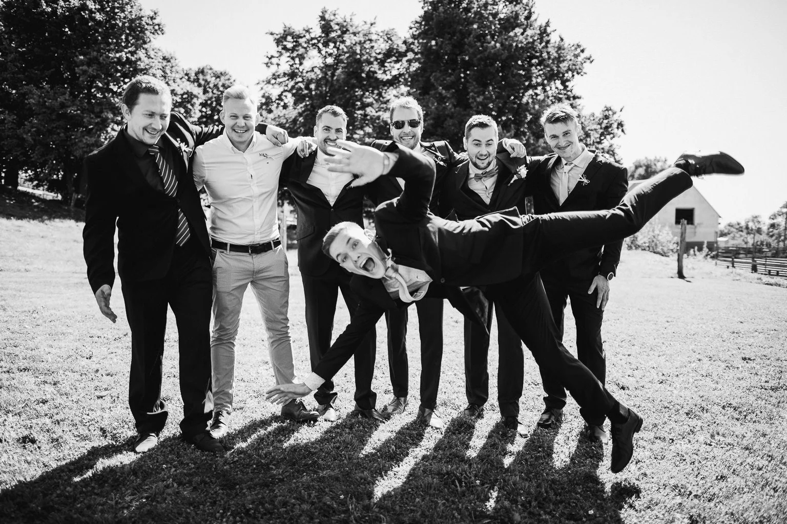 Frantiskuv-dvur-svatba-farma-klokocov-fotograf-wedding-patrikhacha-photographer-051.jpg