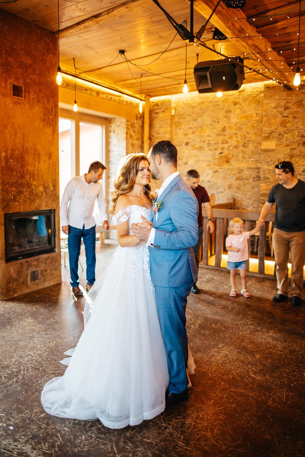 Vsetice-svatba-fotograf-wedding-patrikhacha-111.jpg