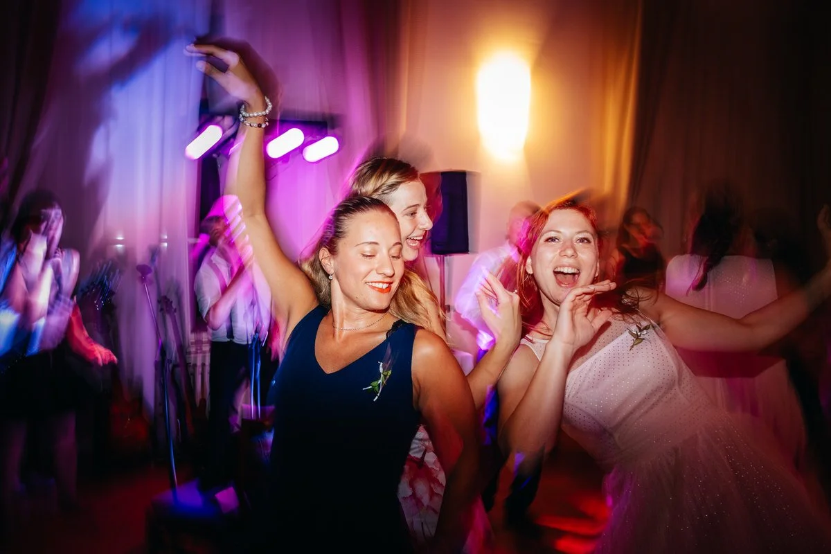 krtiny-kostel-svatba-fotograf-wedding-132.jpg