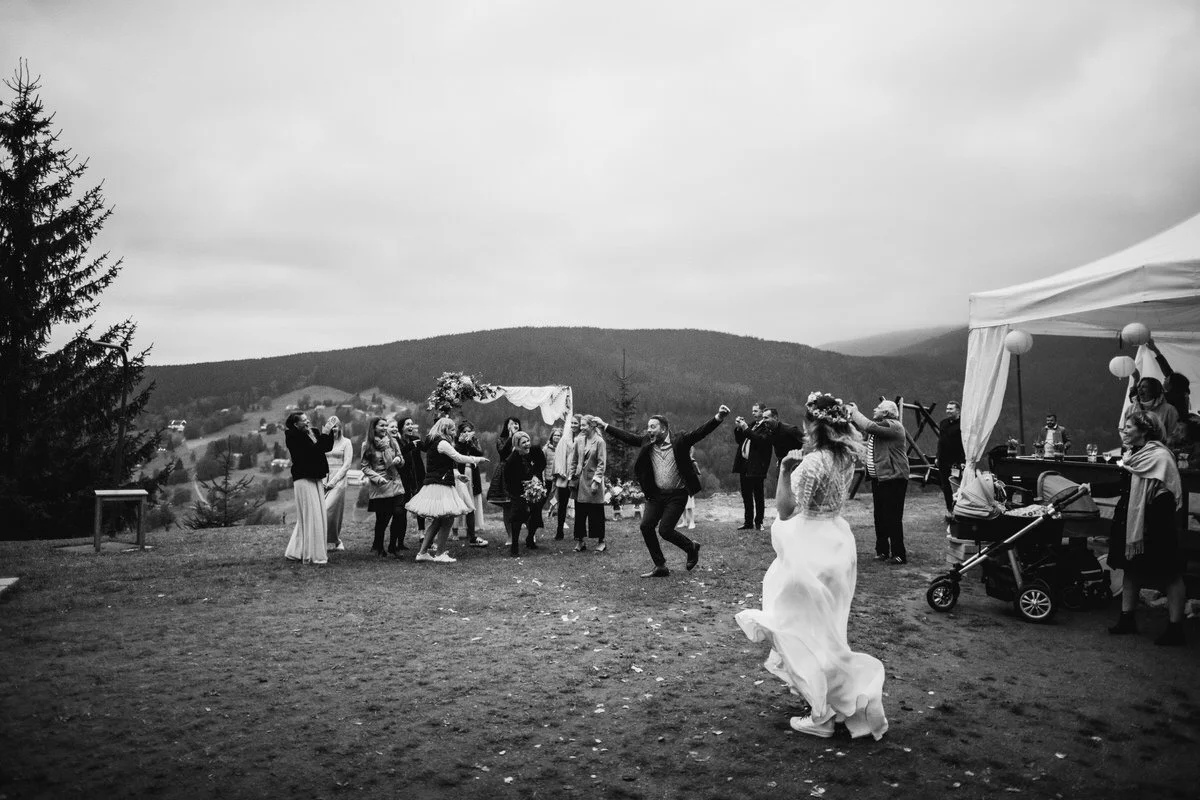 svatba-spindl-wedding-nahorach-hory-krkonose-spindleruvmlyn-horalka-priroda-hory-v-lese-143.jpg