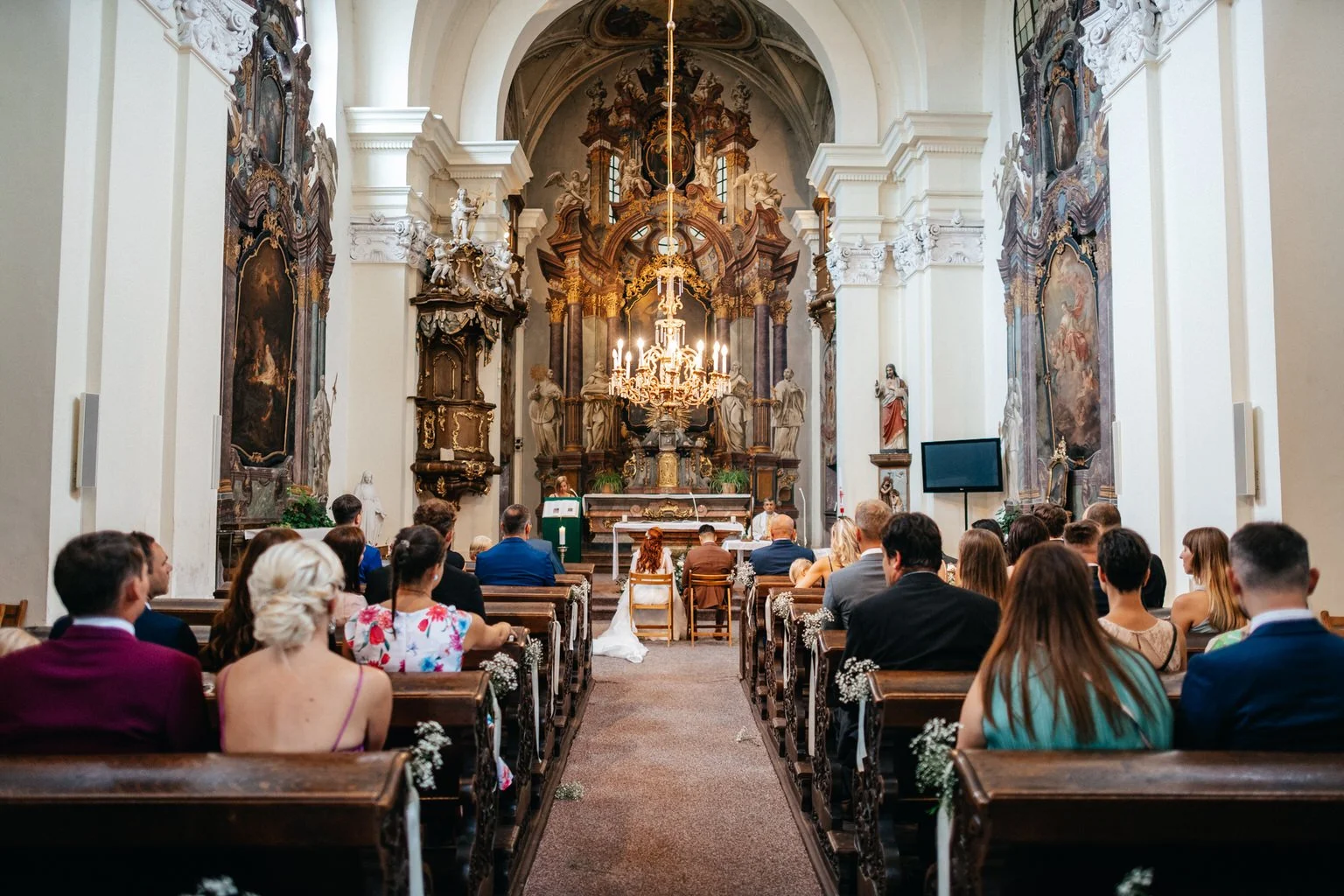 dvur-hoffmeister-svatba-wedding-prague-fotograf-praha-photographer-2022-patrickhacha35.jpg
