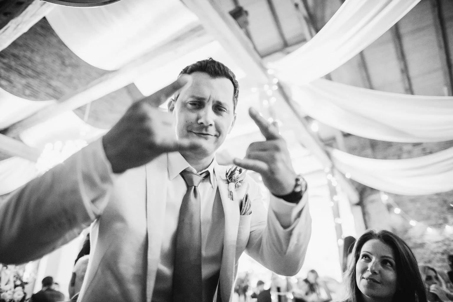 dvur-hoffmeister-svatba-fotograf-wedding-prague-photographer-summer-vibe-patrickhacha-srpen-2020-boho-59.jpg