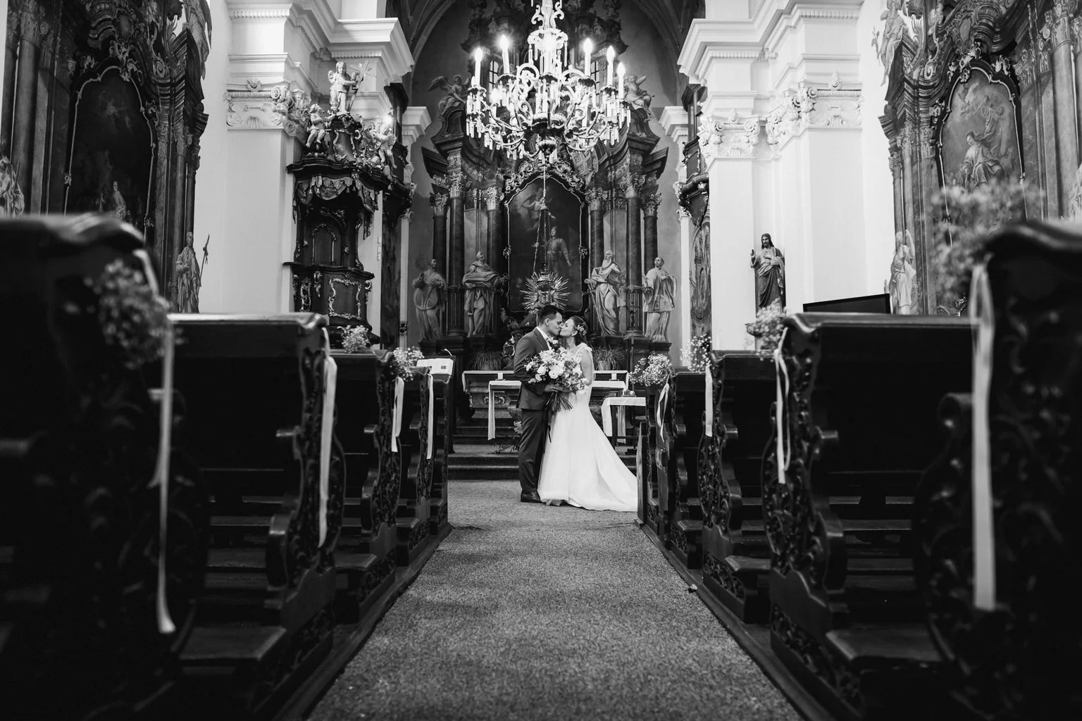 dvur-hoffmeister-svatba-wedding-prague-fotograf-praha-photographer-2022-patrickhacha056.jpg