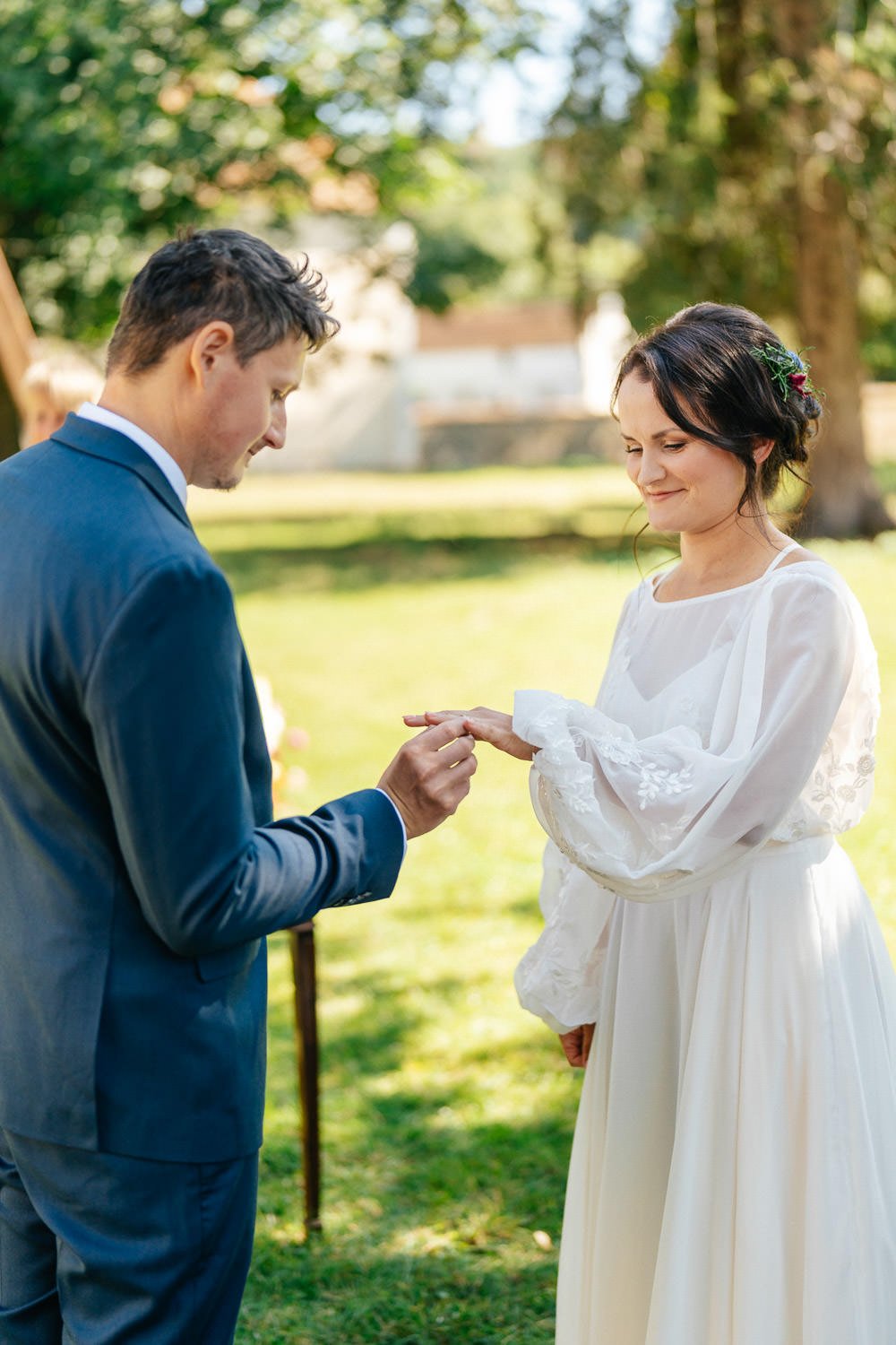 Svatba-pension-smolotel-025-obrad-prsteny-patrik-Hacha-fotograf.jpg