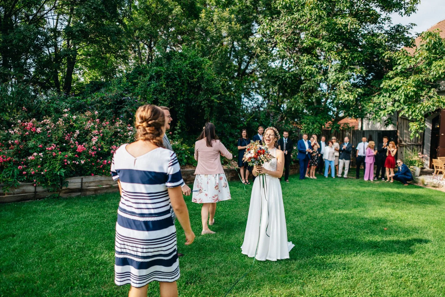 svatba-praha-stodola-holyne-2022-fotograf-patrickhacha-prague-wedding83.jpg