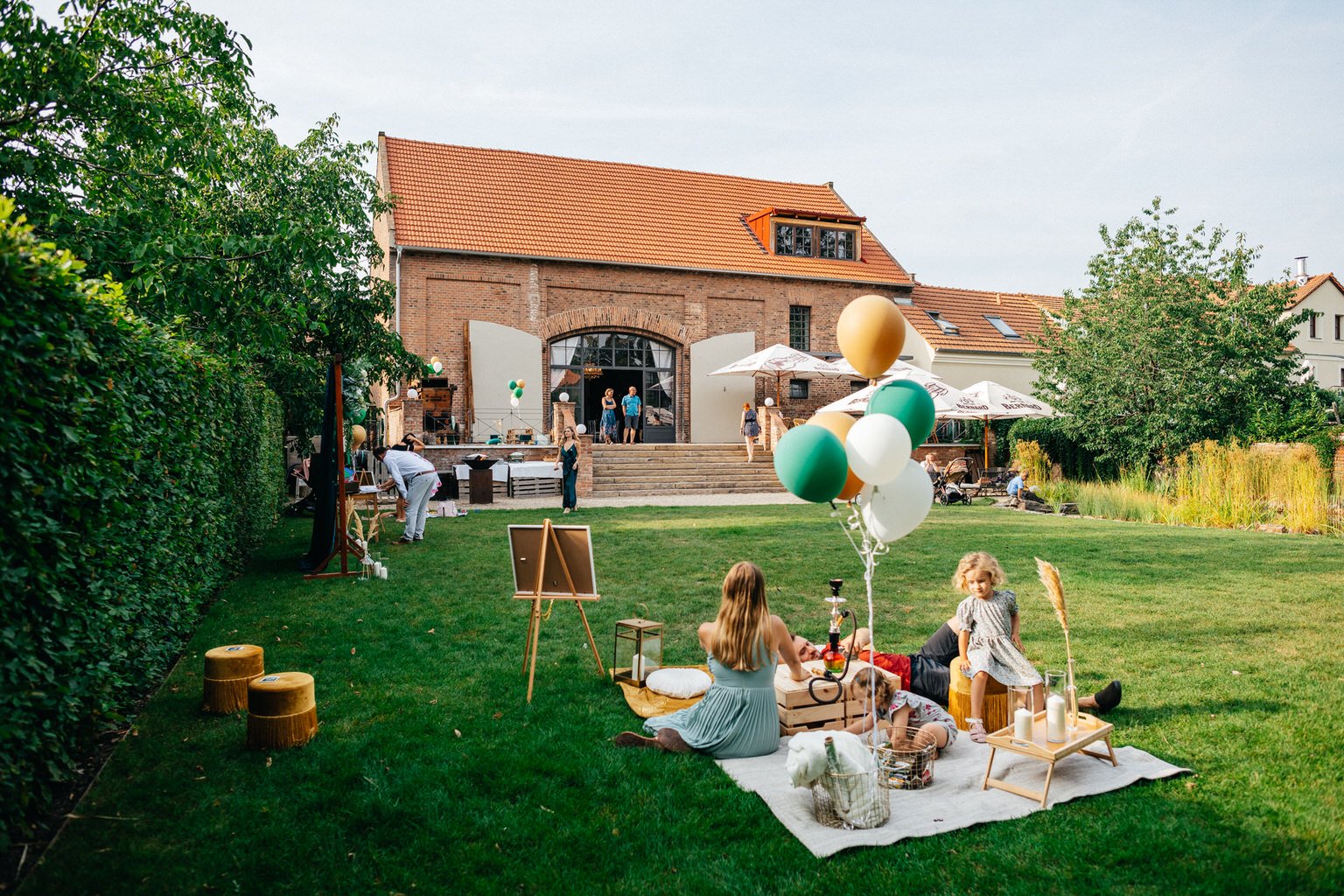 dvur-hoffmeister-svatba-wedding-prague-fotograf-praha-photographer-2022-patrickhacha86.jpg