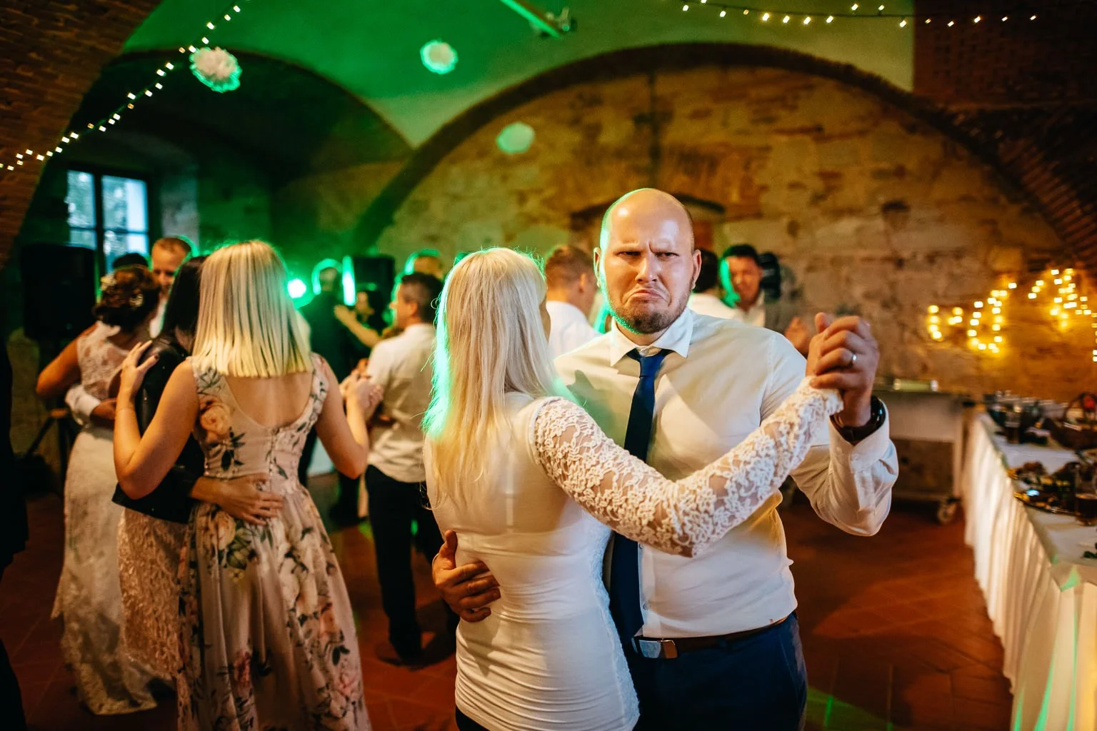 dvur-gigant-svatba-zaluzi-fotograf-wedding-patrikhacha-photographer-155.jpg