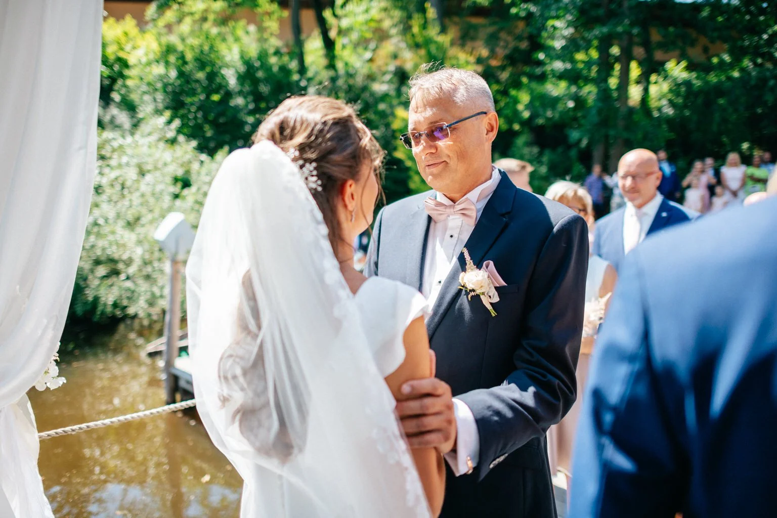 statek-vsetice-svatba-letni-boho-wedding-love-prague-fotograf-patrickhacha-202259.jpg
