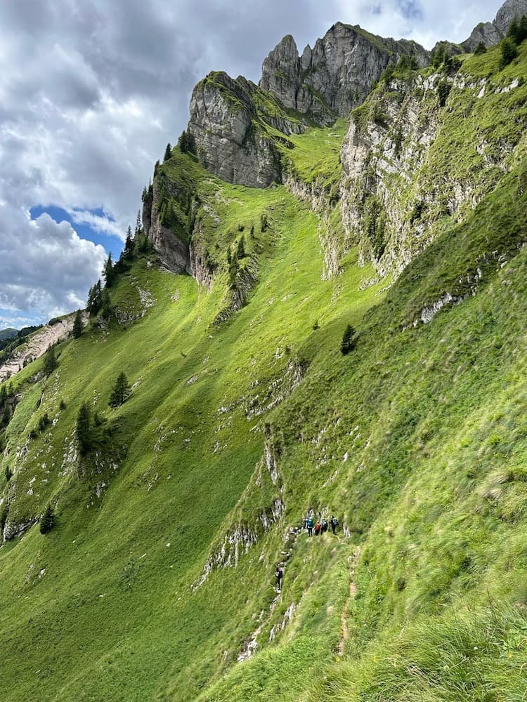 Dolomites 25.jpg