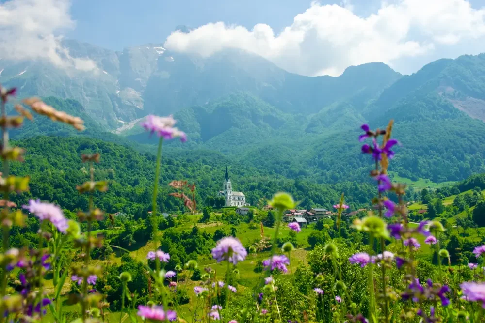 slovenia-backpacking-womens-trip-24.webp
