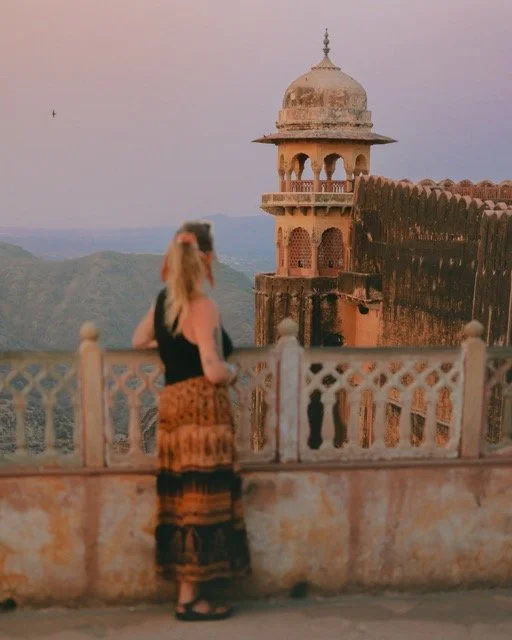 India Holi 3 Medium.jpeg