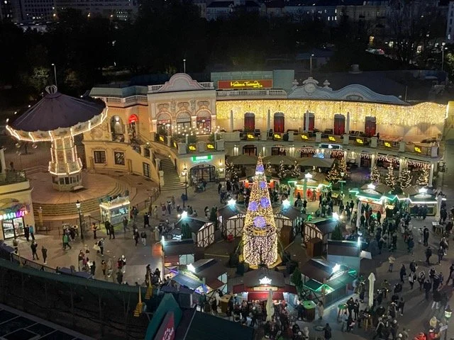 Christmas Markets 30 Medium.jpeg