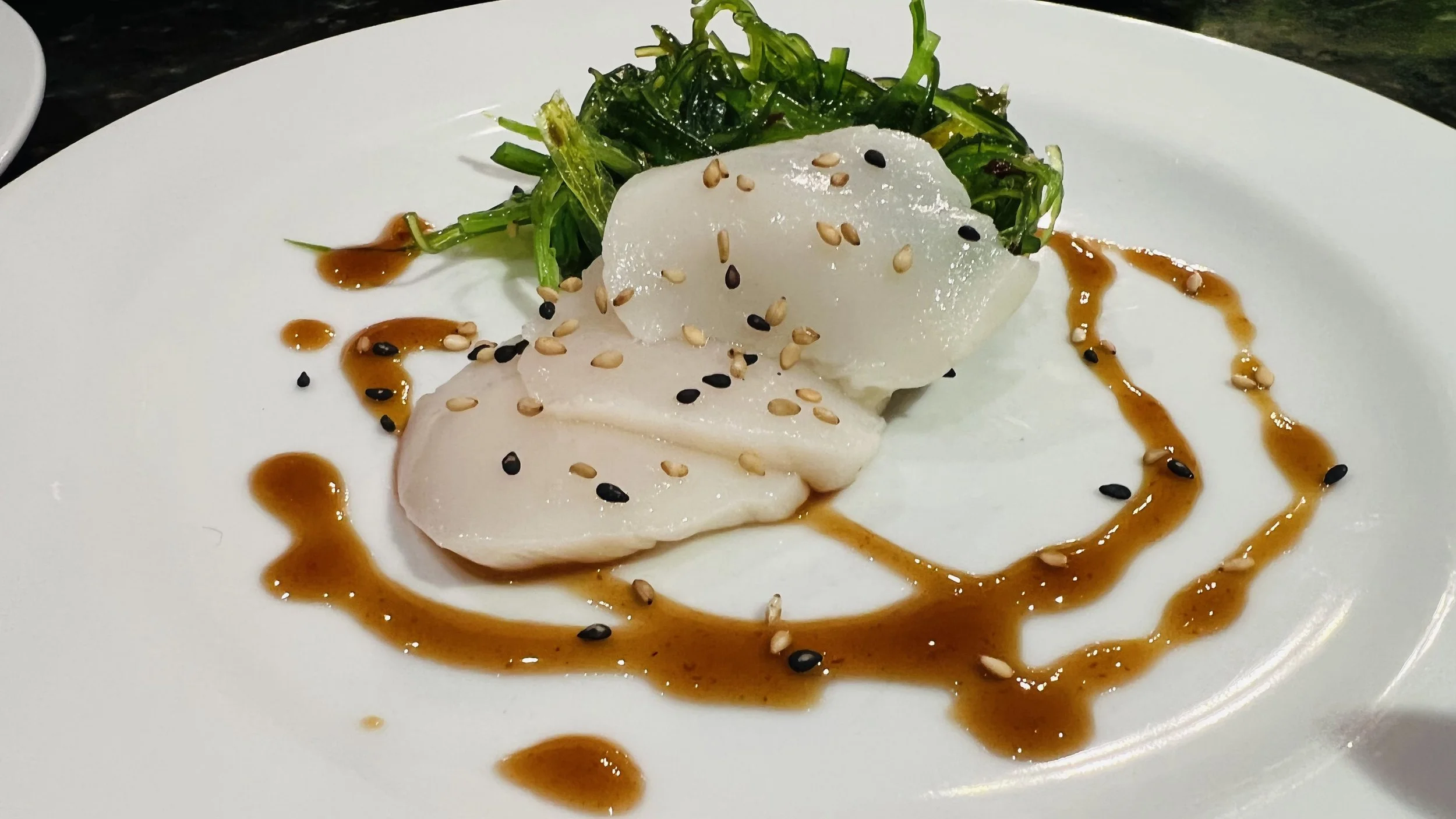 Sake Poached Scallop, Wakame Seaweed Salad, Shellfish Tentsuyu 