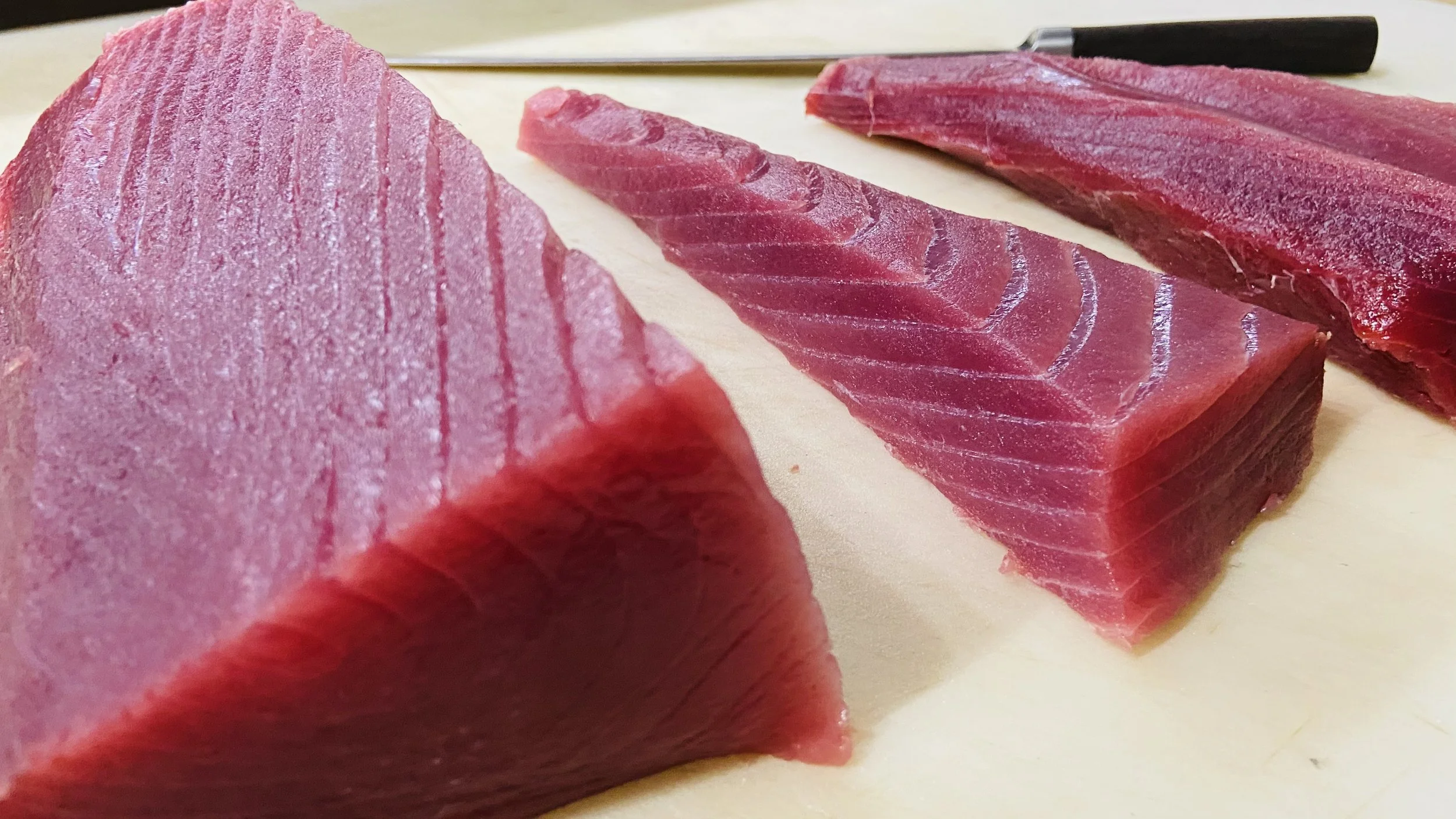 Sushi Grade Yellowfin Tuna 