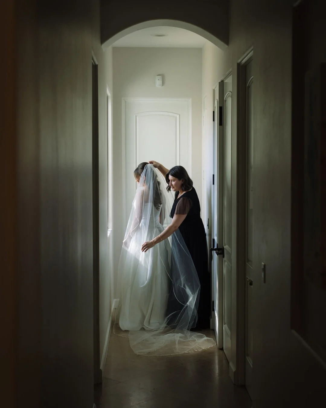 Kaleigh &amp; Samuel⁣
⁣
Photo: @westimagery⁣
Planning: @champagnedreams.co⁣
Rentals: @sigpartyrentals⁣
Florals: @mollersgardencenter