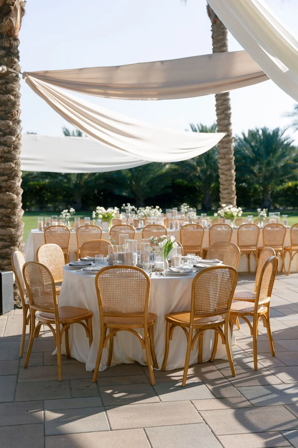neautral outdoor wedding reception venue