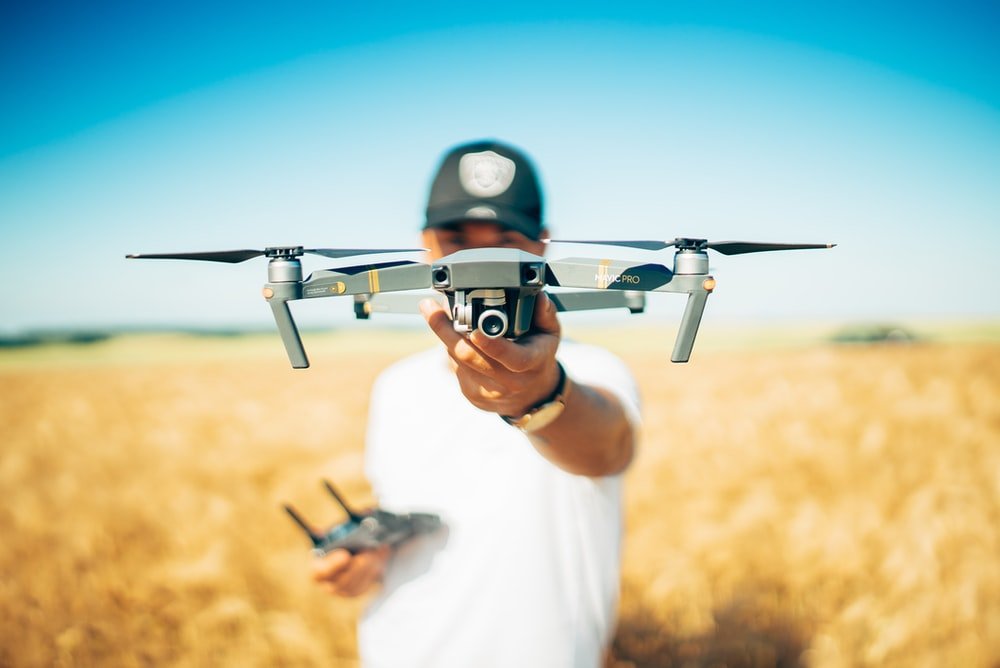 100 Drone Pictures HQ Download Images on Unsplash.jpg