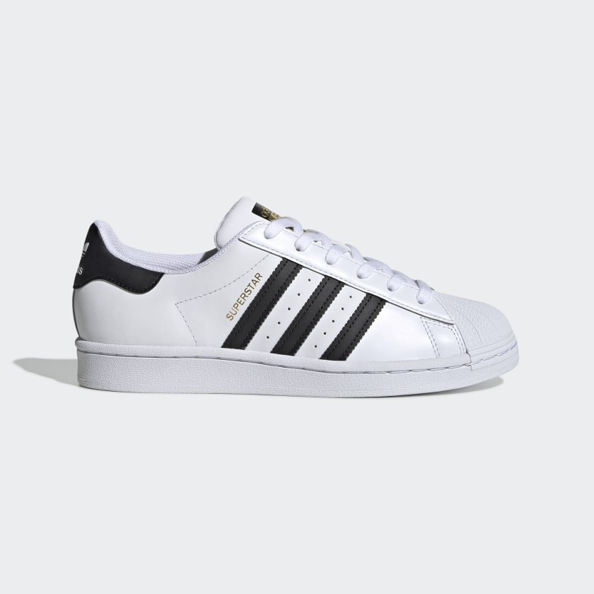 Superstar_Shoes_White_FV3284_01_standard.jpg