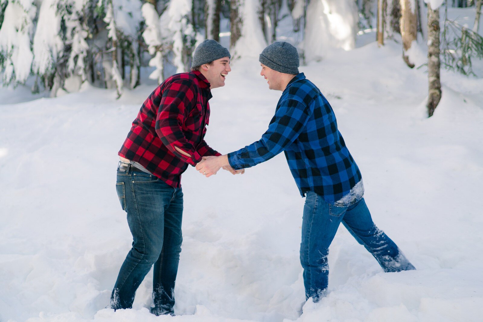 Mt-Hood-Engagement-Photographer-1.jpg