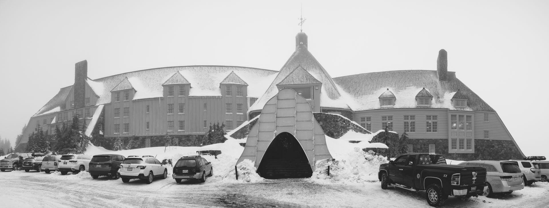 Mt-Hood-Timberline-Lodge-Wedding.jpg