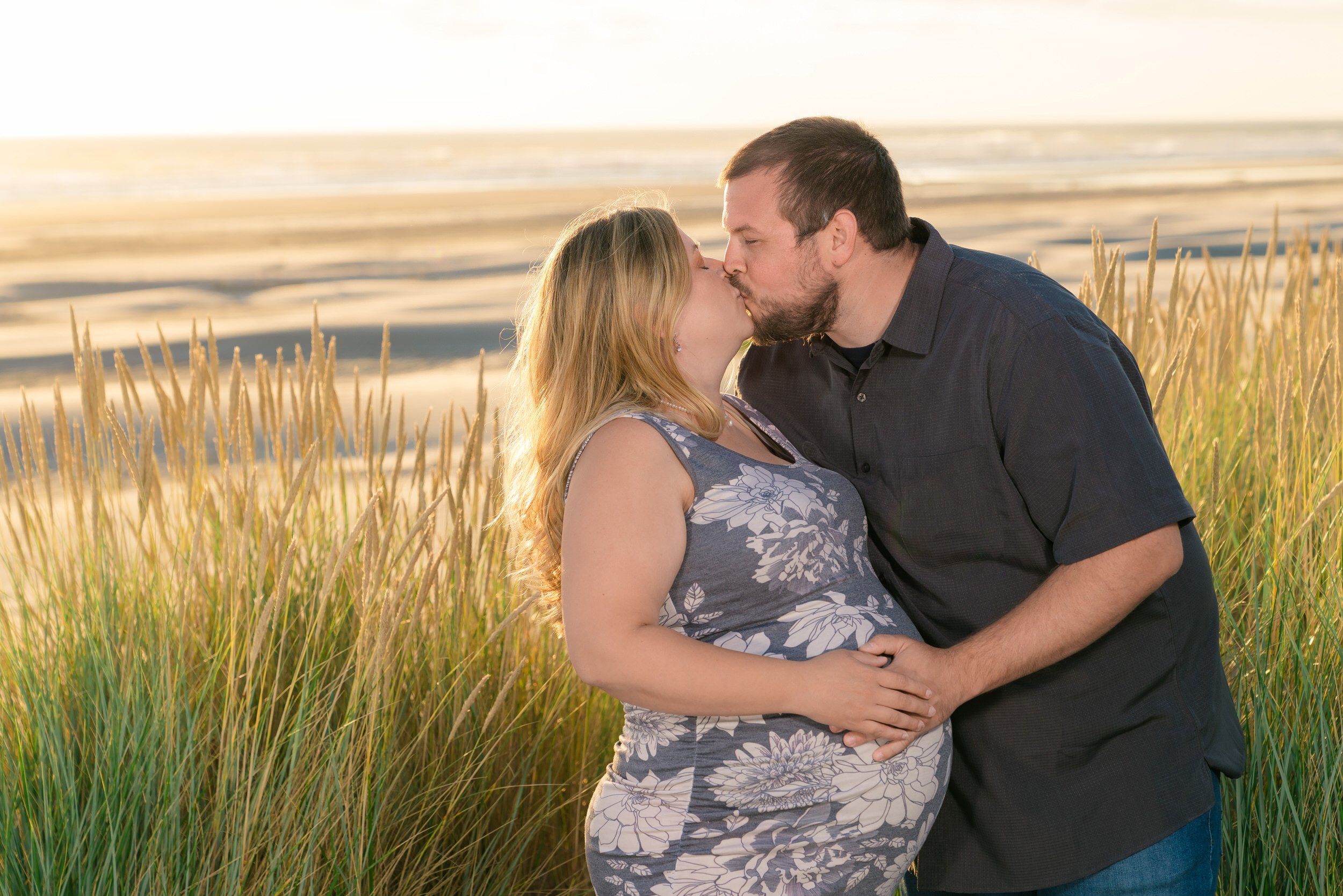 Oregon-Maternity-Photography .jpg