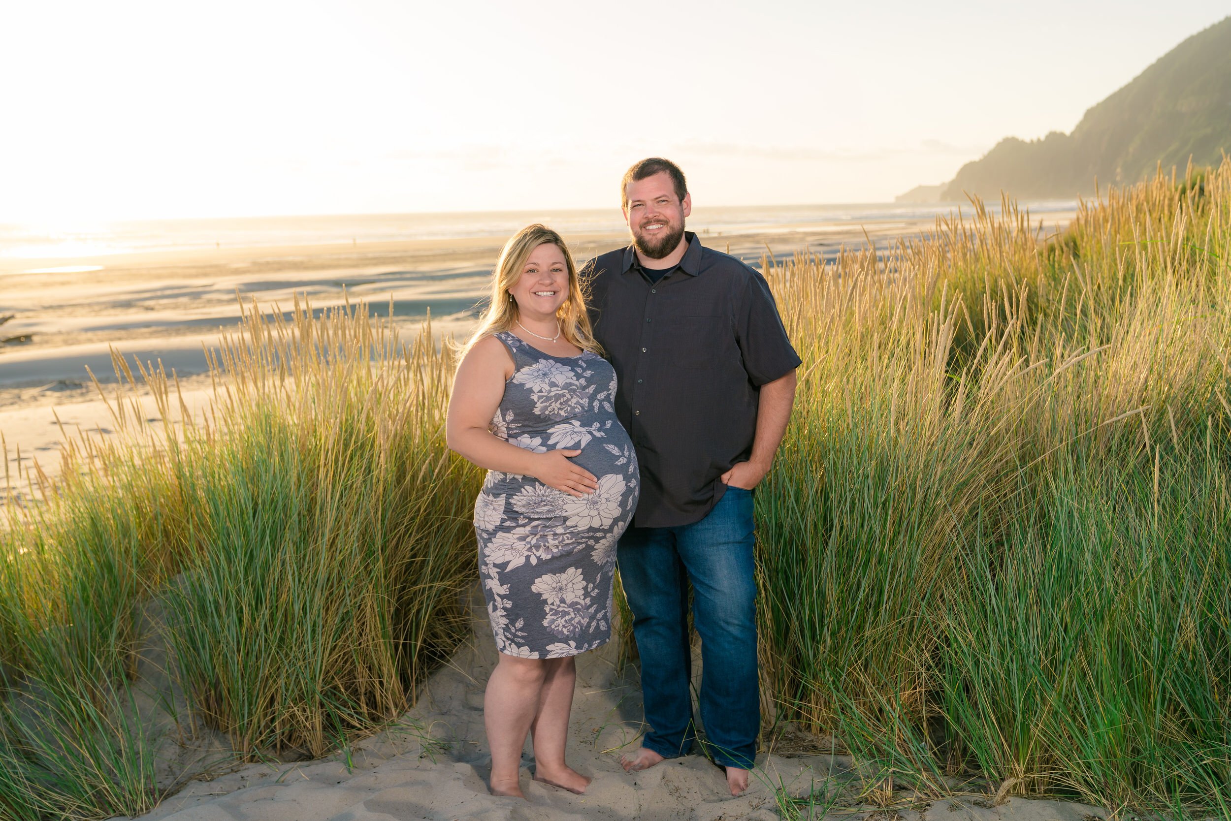 Oregon-coast-Maternity-Photography.jpg