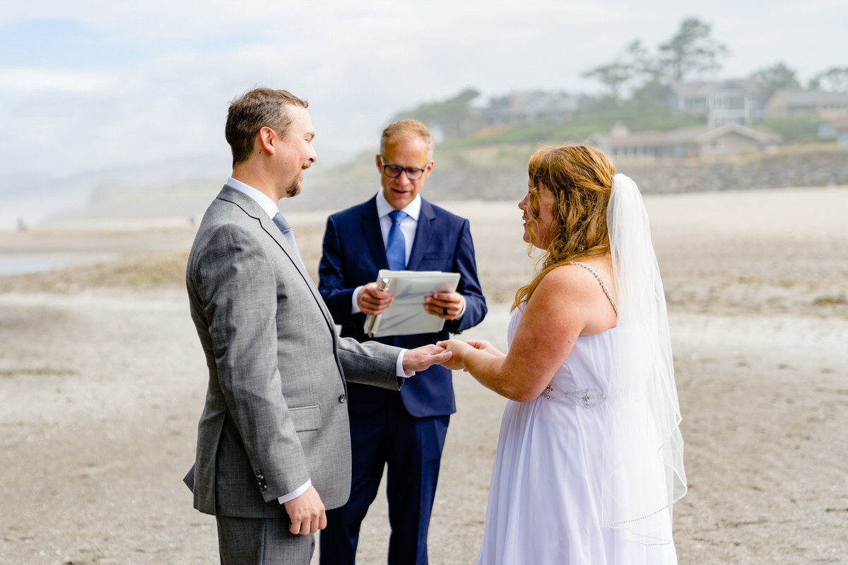 Oregon-Elopement-Photographer-34.jpg