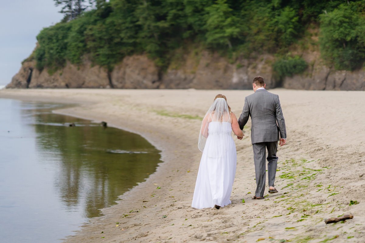 Oregon-Elopement-Photographer-12.jpg