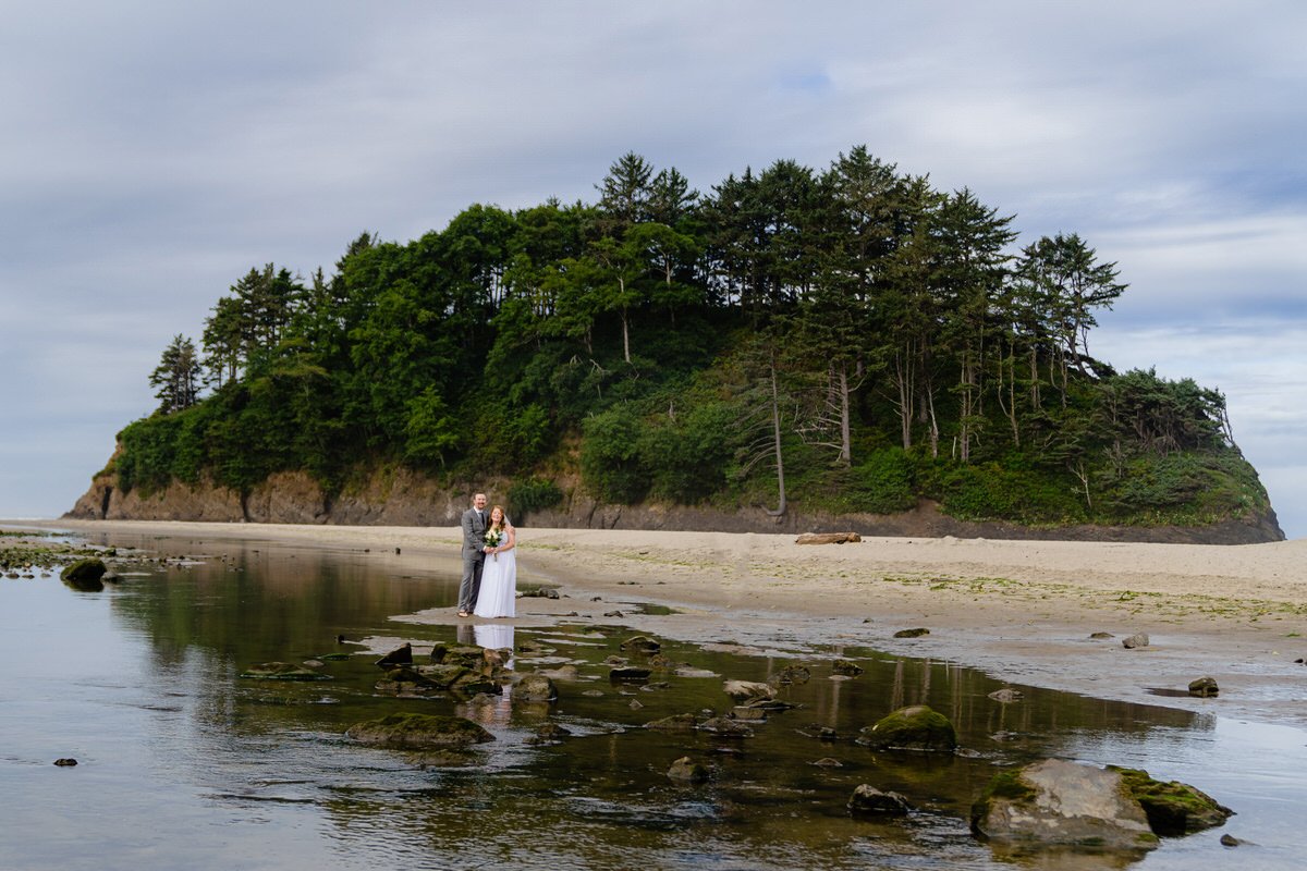 Oregon-Elopement-Photographer-11.jpg