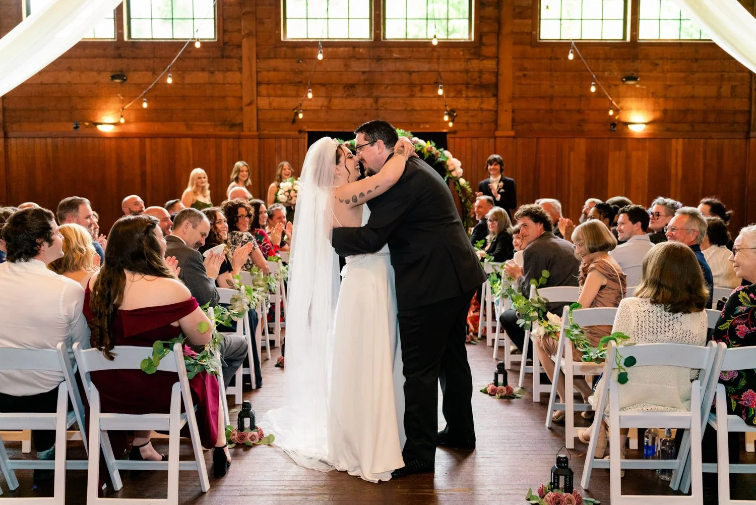 Romantic Spring Wedding in Oregon