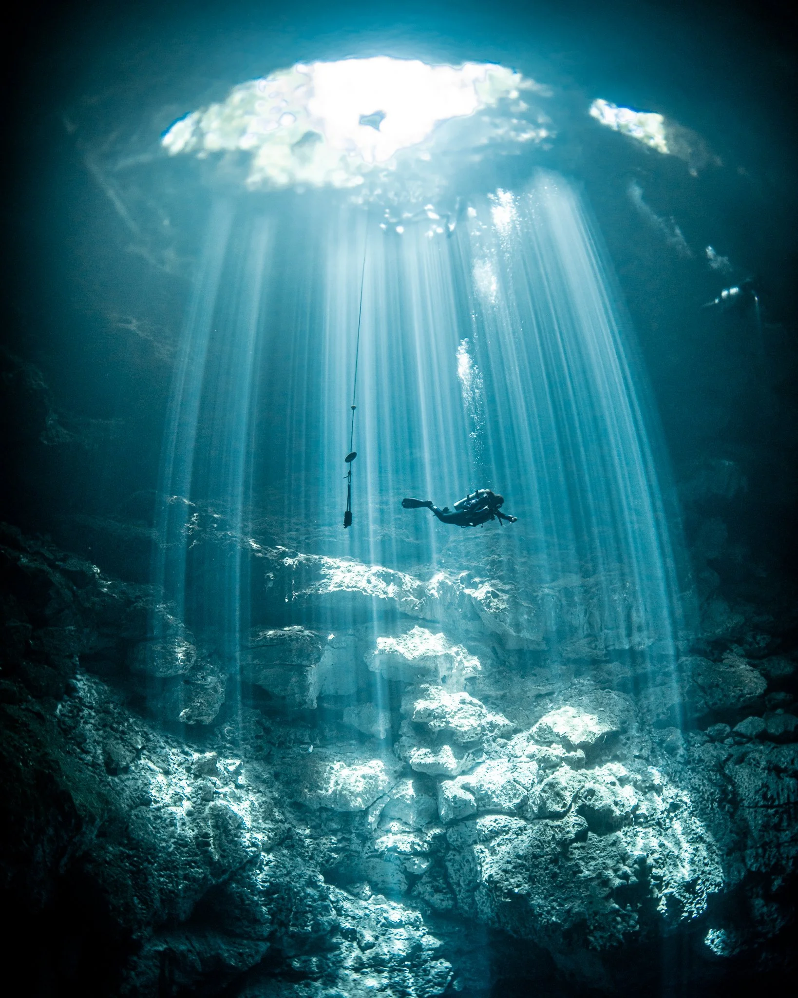 cavern diving, cave diving, scuba diving, all inclusive trip, playa del carmen, tulum, cozumel. 20.6296° N, 87.0739° W