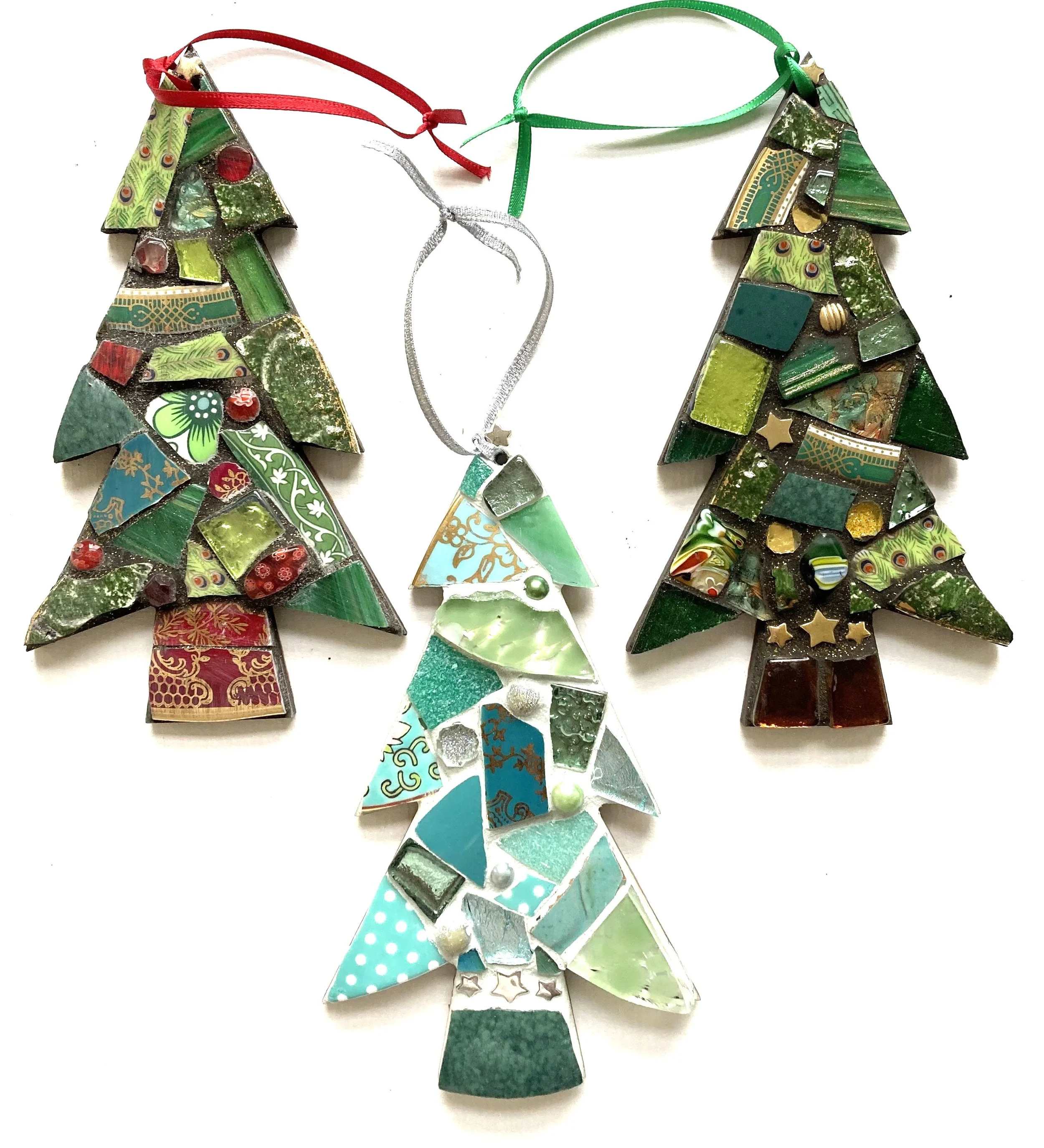 Hanging Christmas Trees varied colours V1.jpg