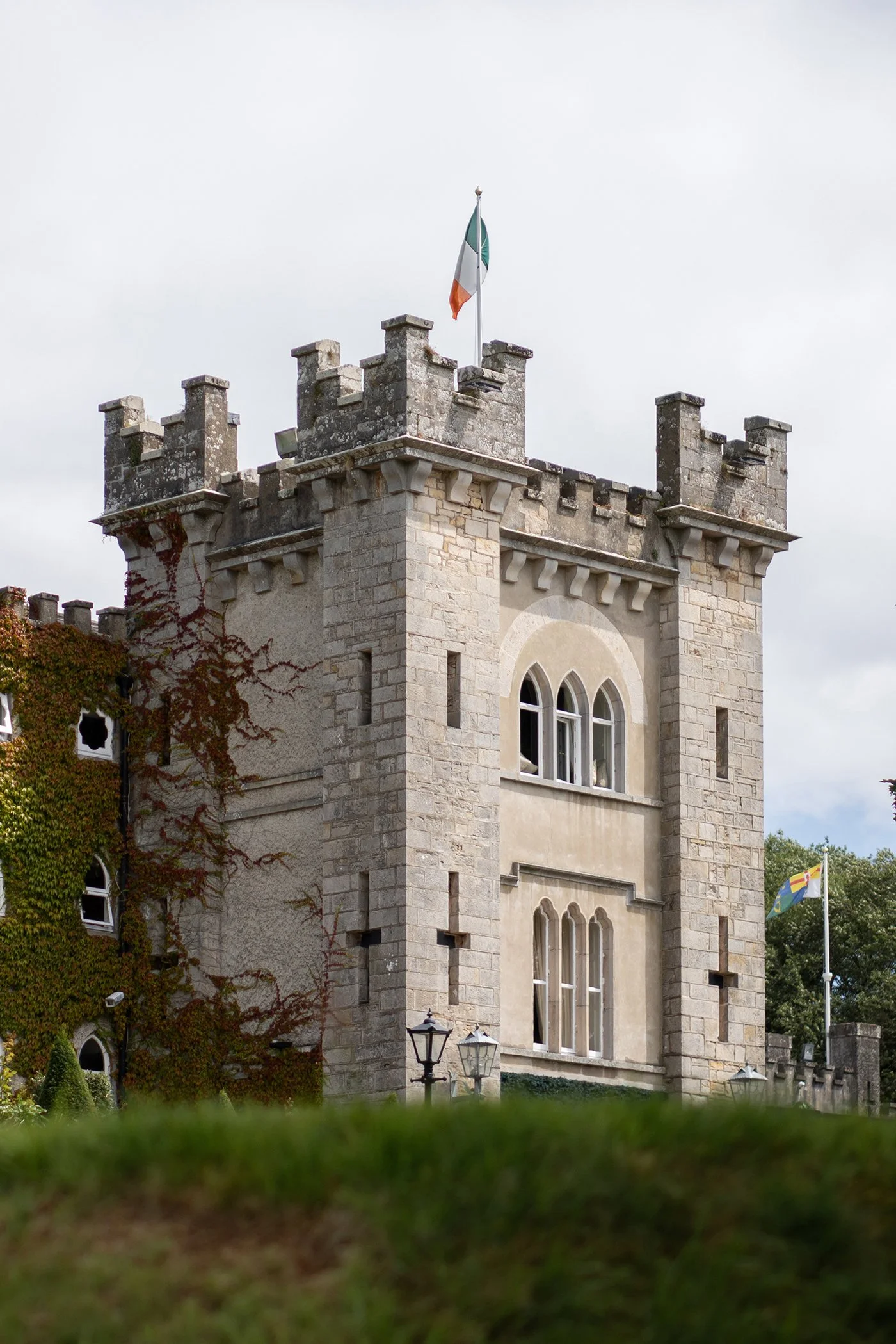 Cabra Castle