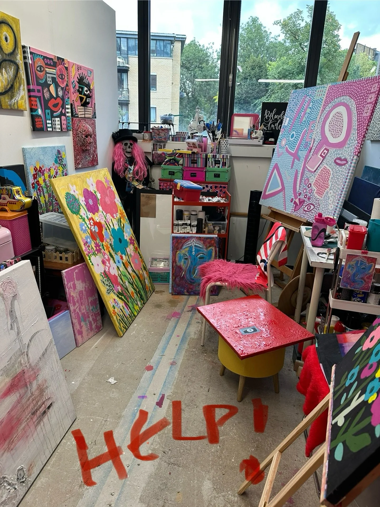 HELP!!! I&rsquo;m on the move again😩last night the artists @koppellock received an email from @the_koppel_project to say we have to vacate by 21st September🤯(not their fault&hellip; blame Camden council😖)Does anyone know of a suitable space near m