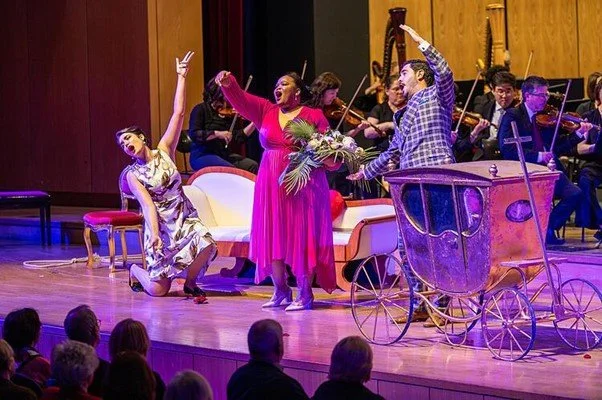 "Champagner Musicale 2024" des Philharmonischen Vereins Aschaffenburg in der Stadthalle