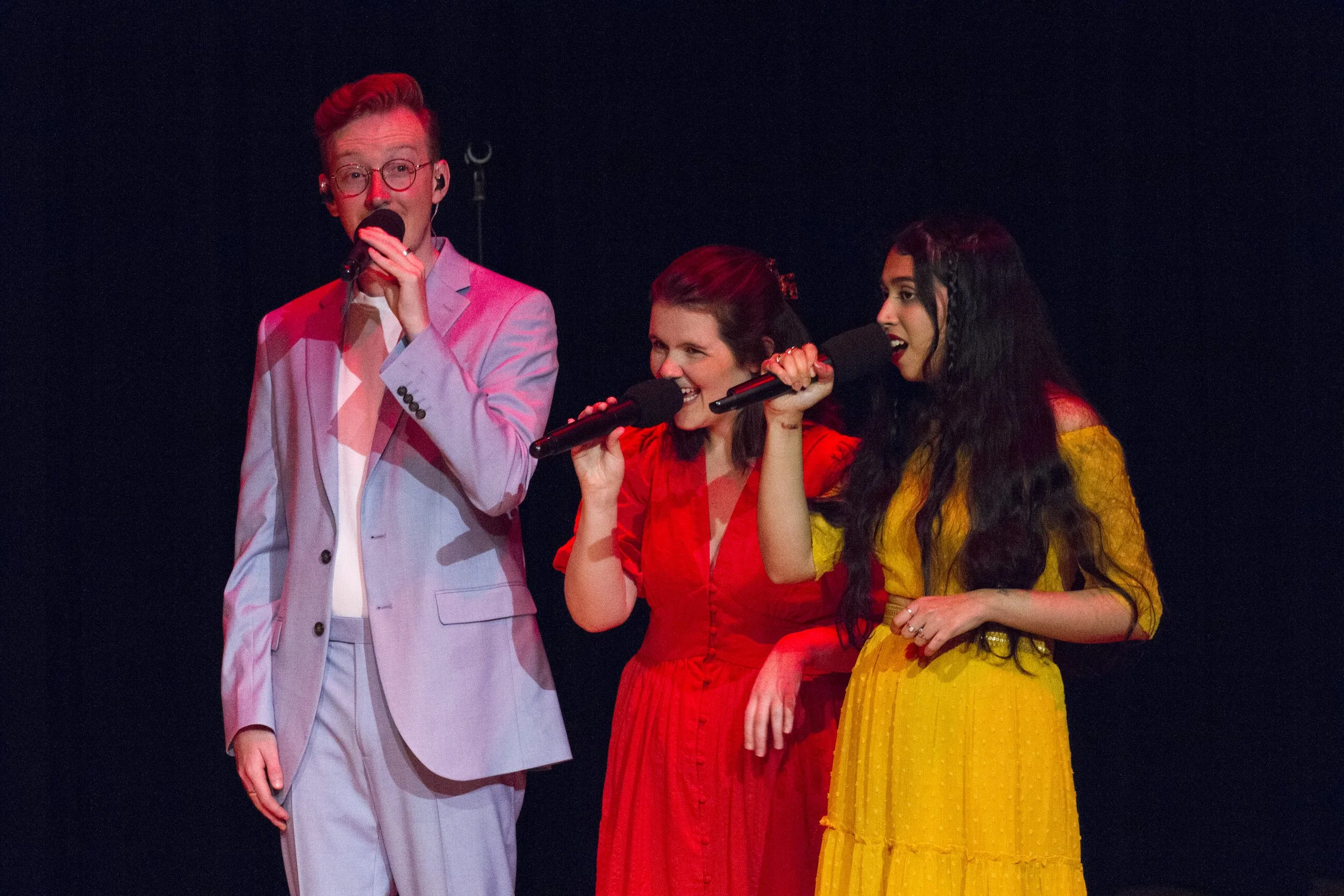 Owen in concert with The Swingles - 1