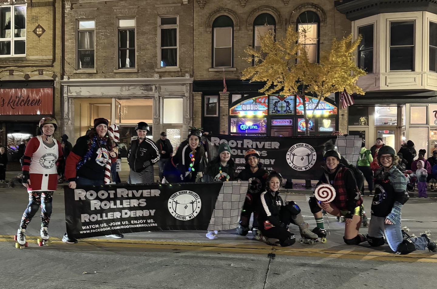 Holiday shopping is no small feat! Thank goodness for Evelyn&rsquo;s on Main that is not only one of our amazing sponsors and supporters, but will also be open for us to pop by when we need a little break. 😉 #rollerderby #blackfriday #smallbusinesss