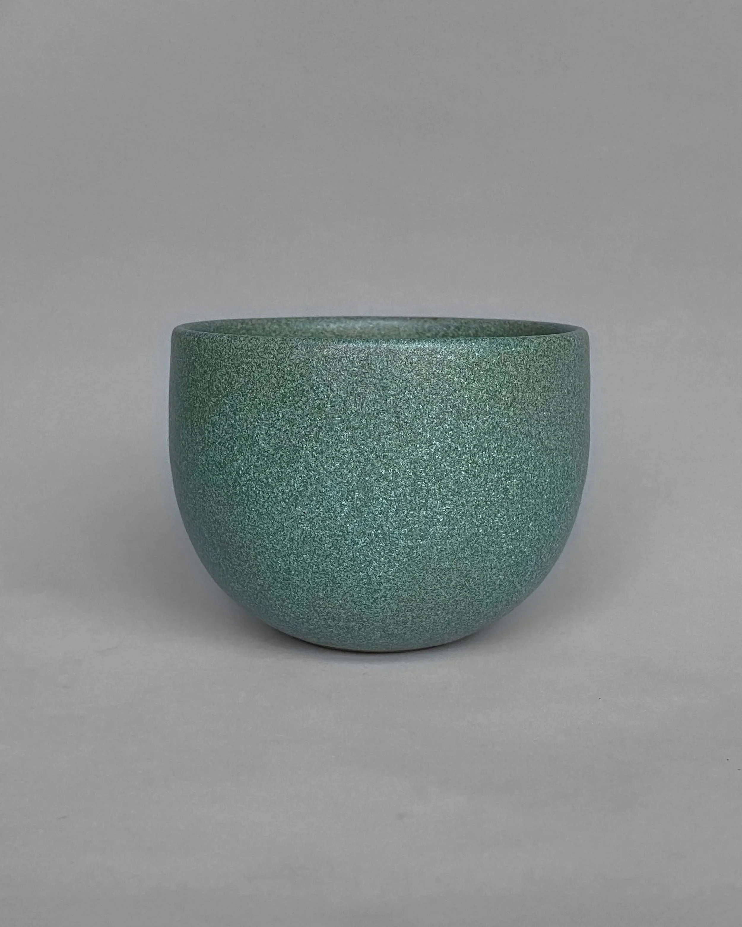 moon_cup_gorka_studio_ceramics_keramika_gorka_hrnky_zelen-hrnek-leaf-green-kava-na-kavu_1144_n.jpg