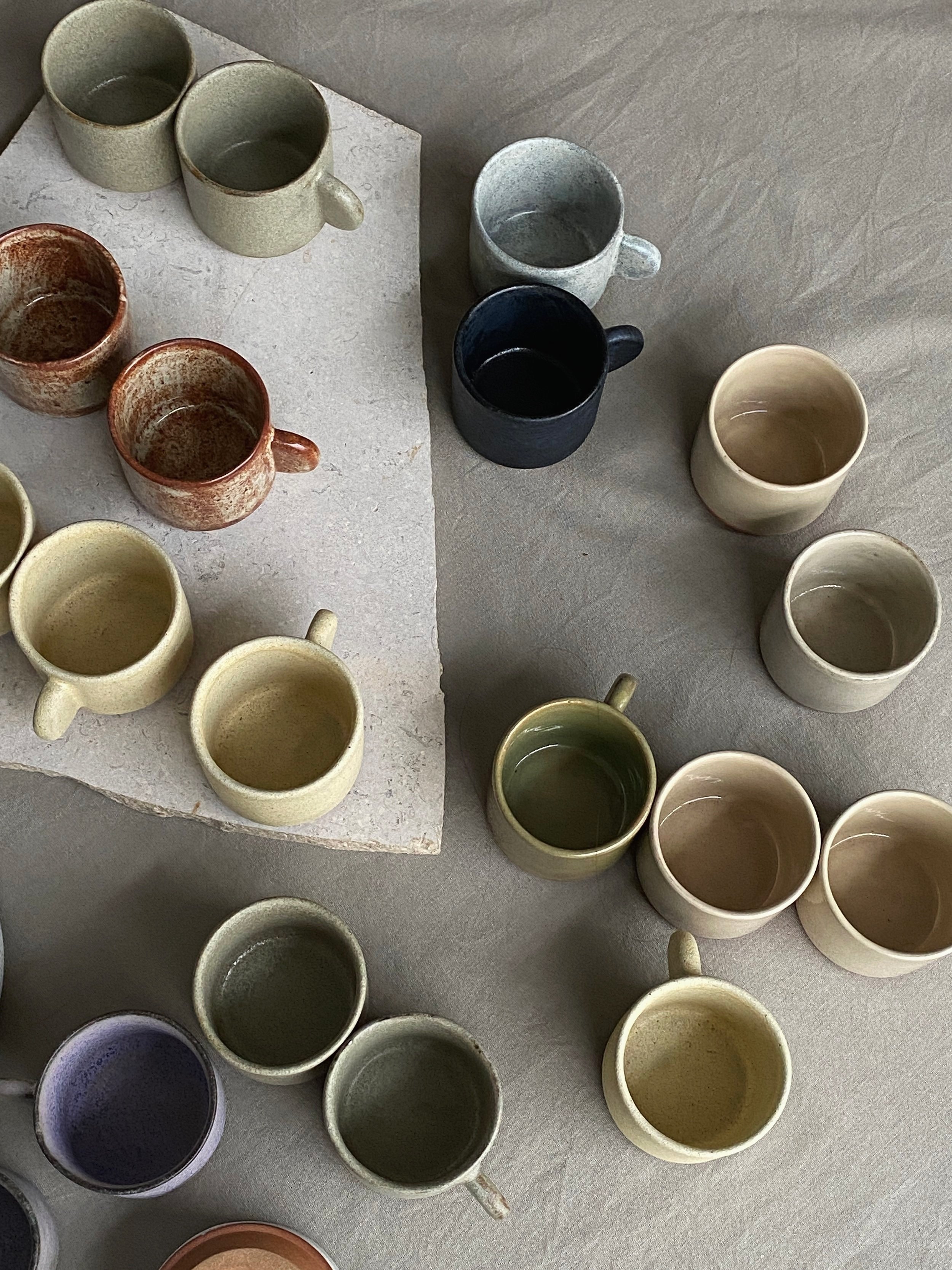 gorka-studio-ceramics-ceramic-stoneware-espresso-cups-cup-hrnek-hrnky-different-colours.jpg