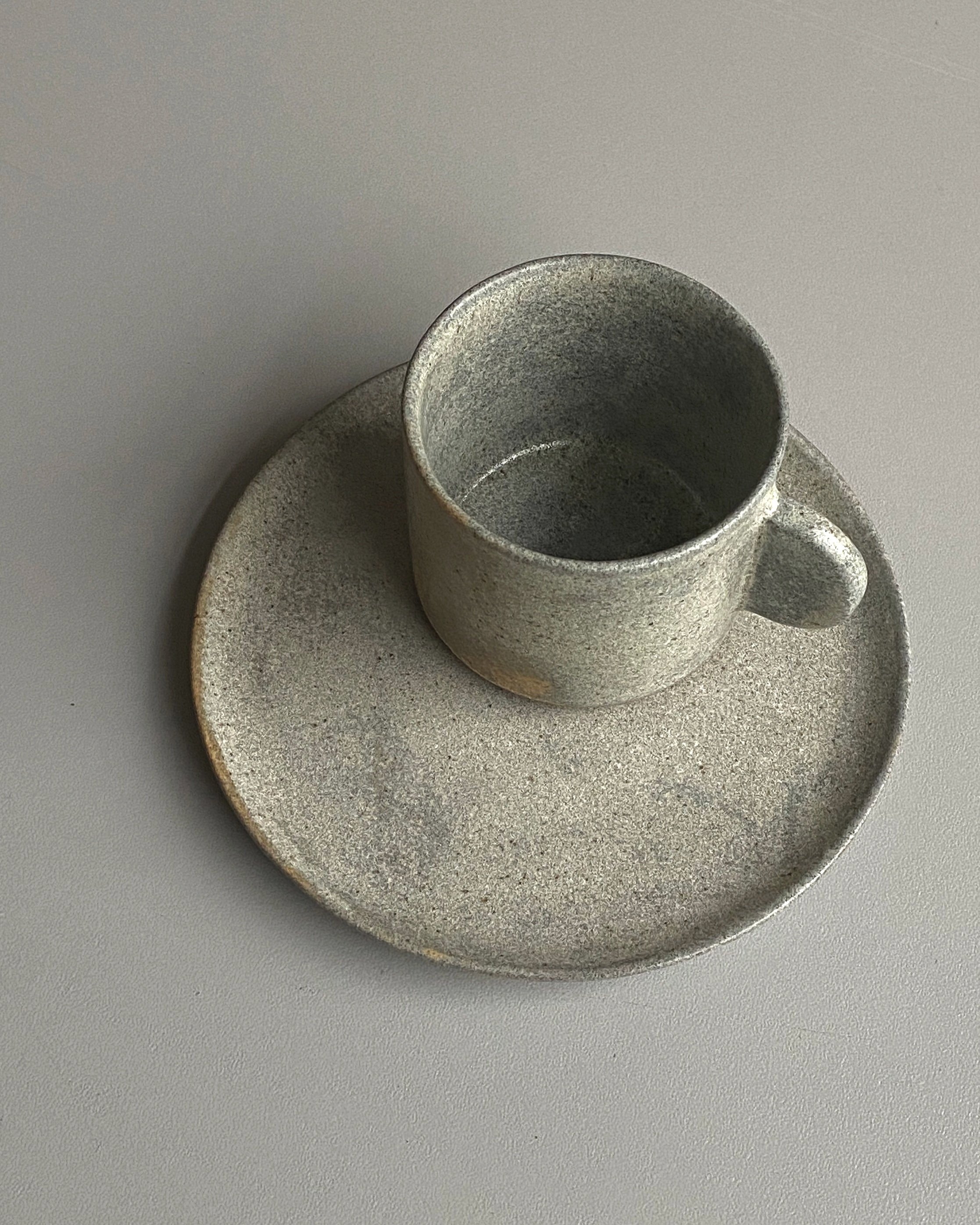 p r e – o r d e r : set / espresso cup 80ml + saucer