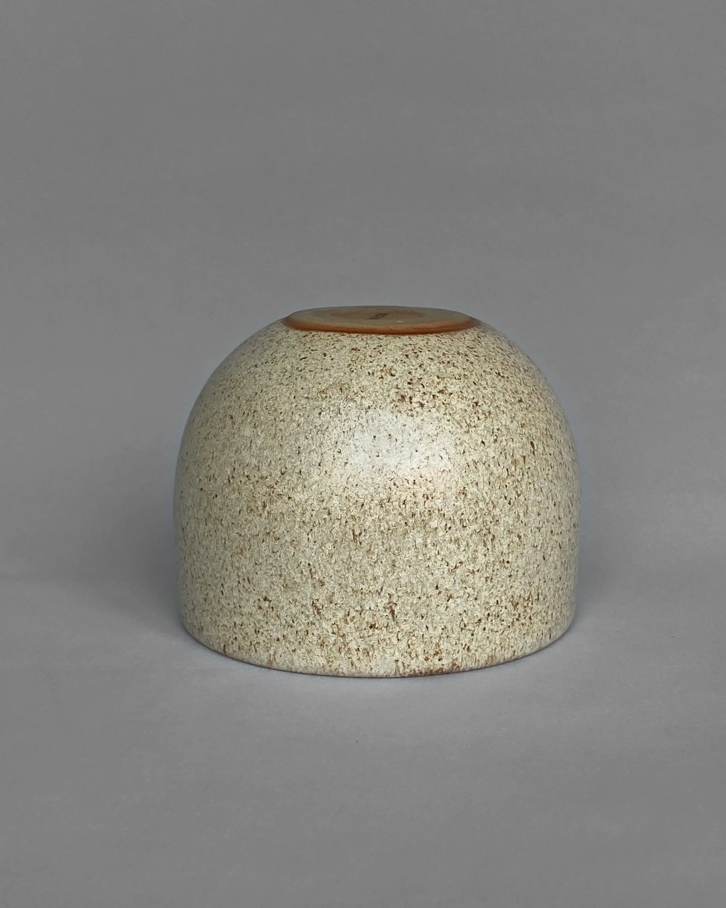 moon_cup_gorka_studio_ceramics_keramika_gorka_hrnky_ginger-speckled-natural-clay-mug-cappuccino-220ml-hrnek-kava-na-kavu_1135_n.jpg